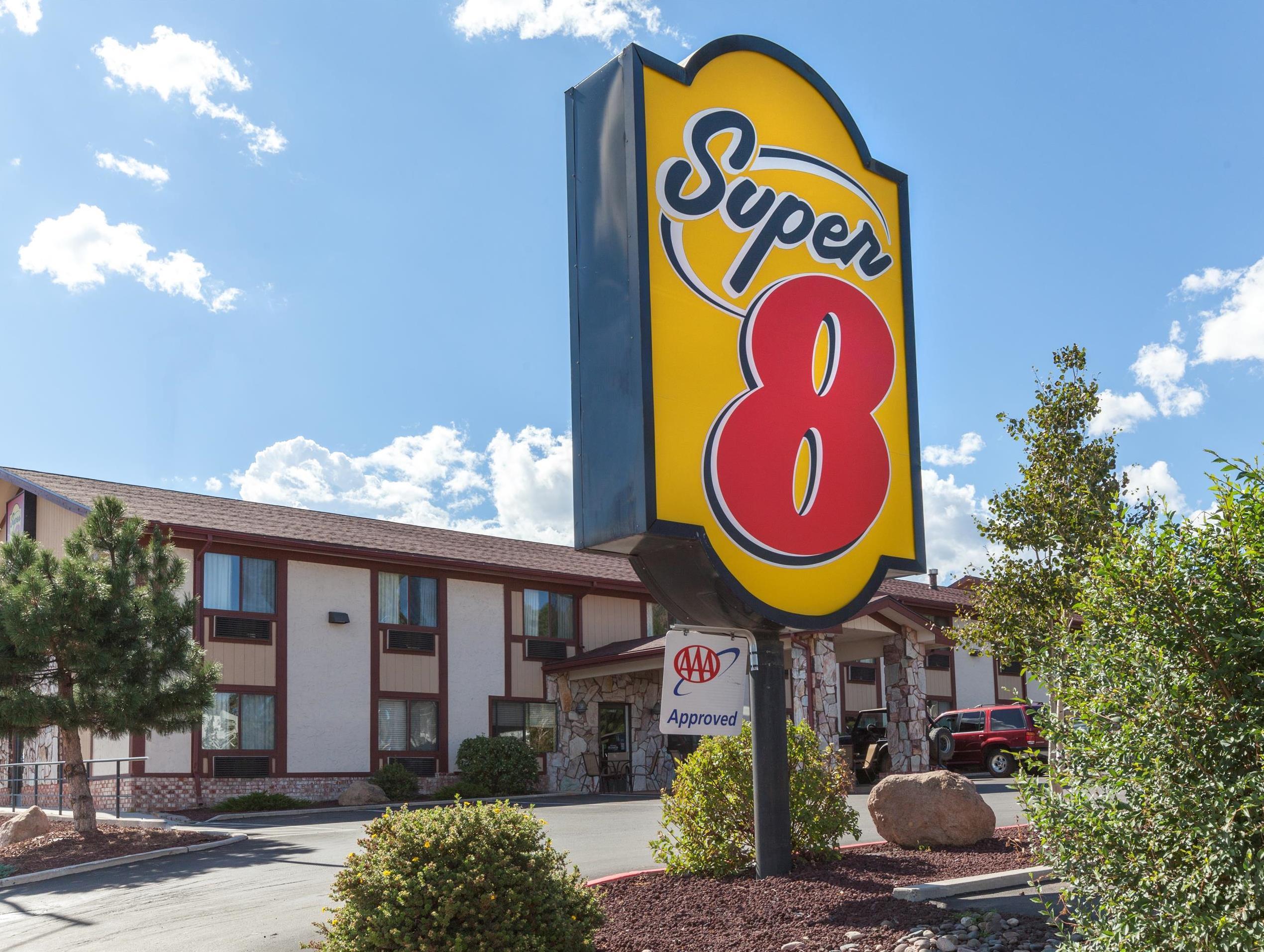 Super 8 By Wyndham Flagstaff Hotel Bagian luar foto